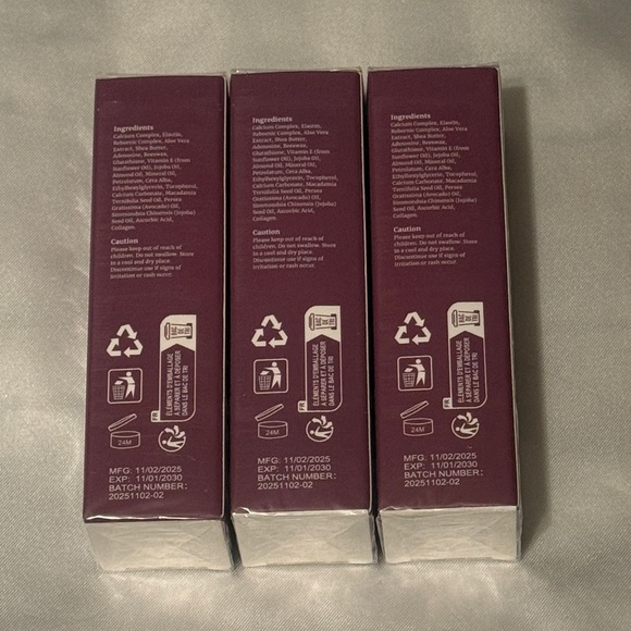 Anti-Aging Calcium Volume Multi Balm, FILLER IN A BOTTLE feel - Picture 2 of 5